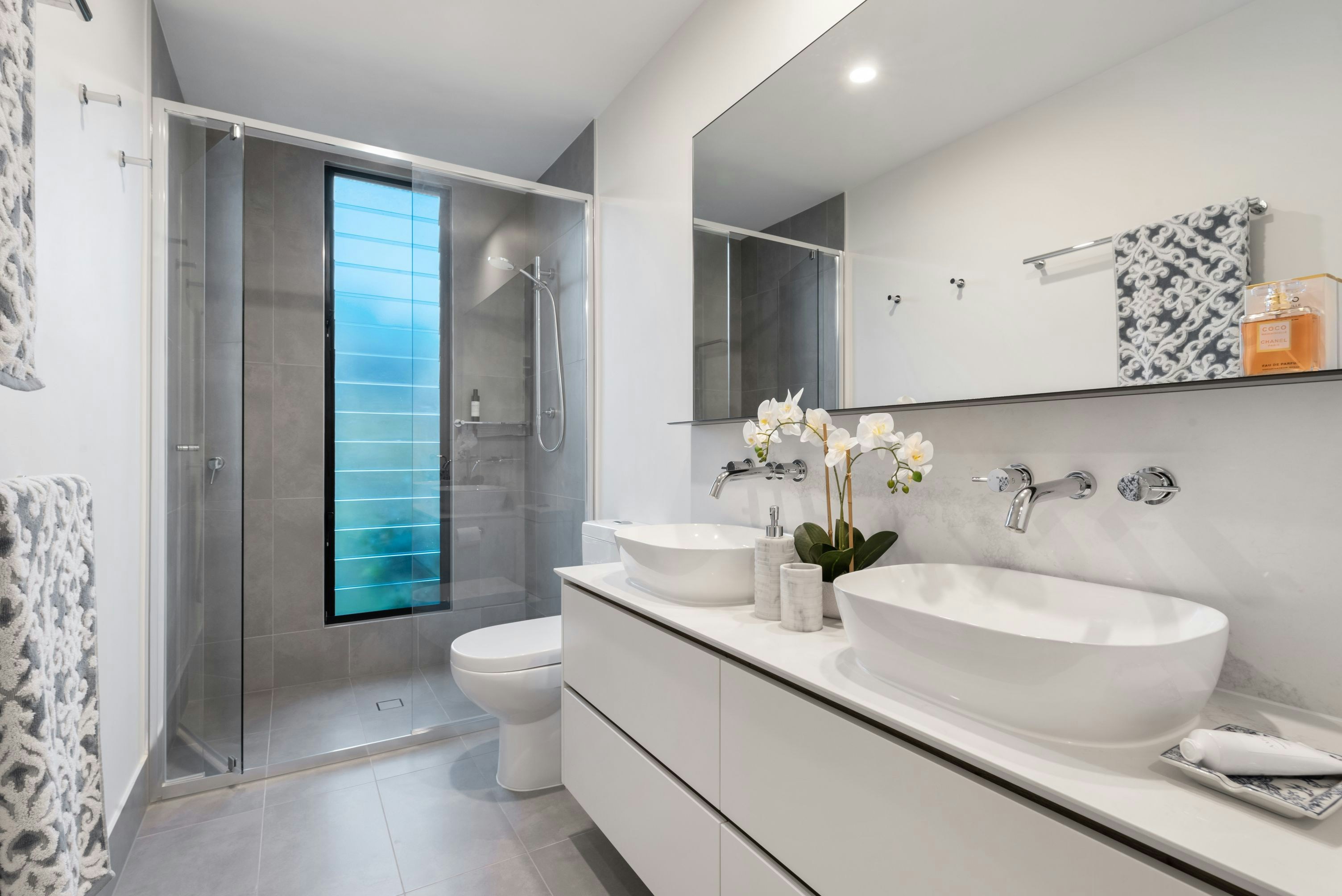 salle de bain réalisée par Bain & Eau Carrelage